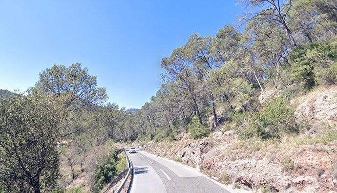 La B-124 entre Castellar i Sant Lloren Savall (Barcelona)