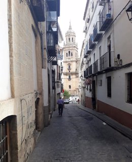 Archivo - Vista de la Catedral de Jaén desde la calle Obispo González.
