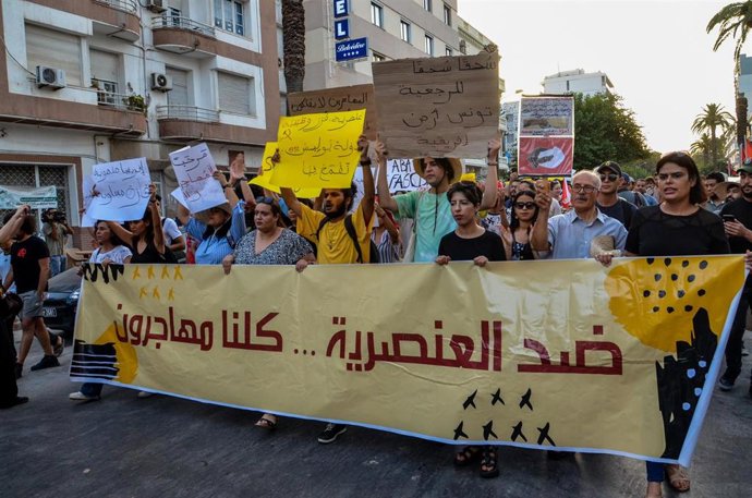 Manifestación en favor de los derechos de los migrantes en Túnez