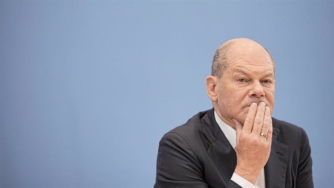 14 July 2023, Berlin: Germany's Chancellor Olaf Scholz listens to journalists during the summer press conference at the Federal press conference. Photo: Michael Kappeler/dpa