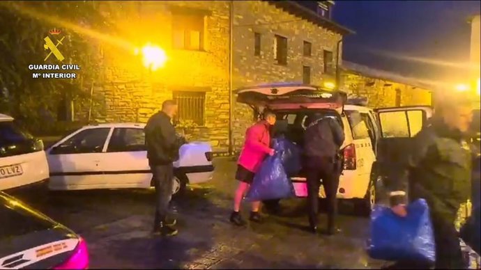 El Ayuntamiento de Broto ha habilitado el Salón Social de Sarvisé para que hayan podido pernoctar