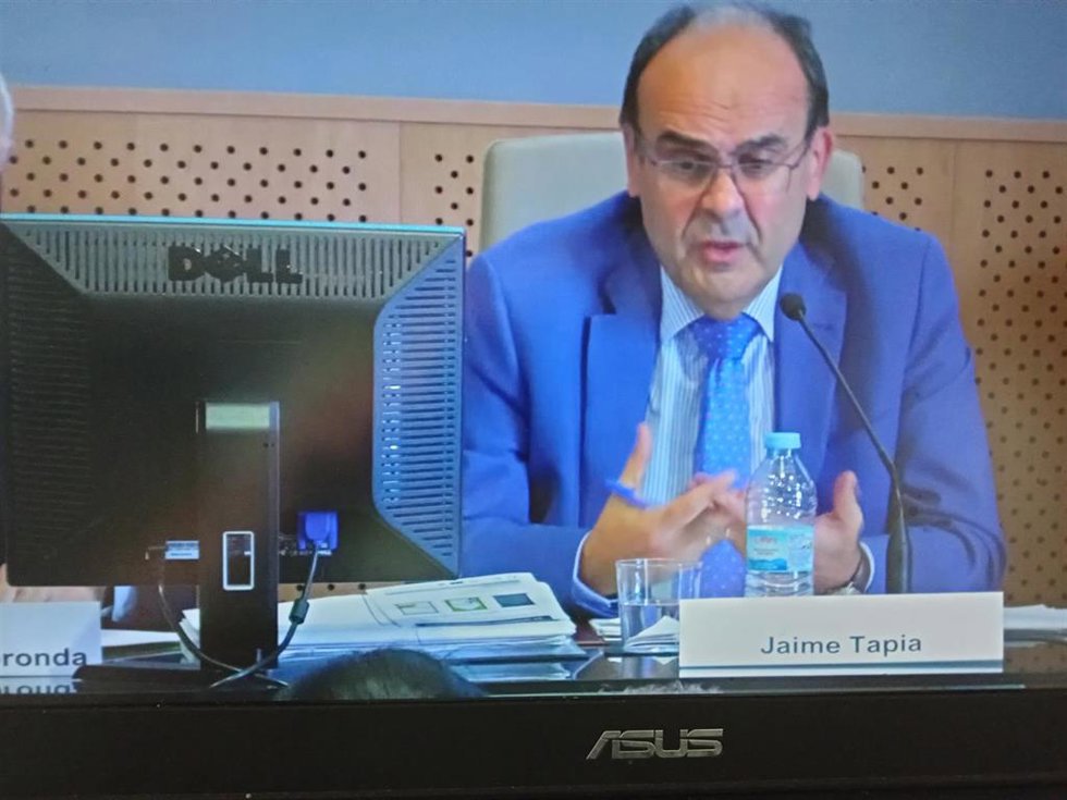 Tapia y De Prada critican que la Audiencia Nacional convierta en un "tótem" la exigencia de perdón a presos de ETA