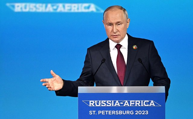 Vladimir Putin durante la cumbre Rusia-África 