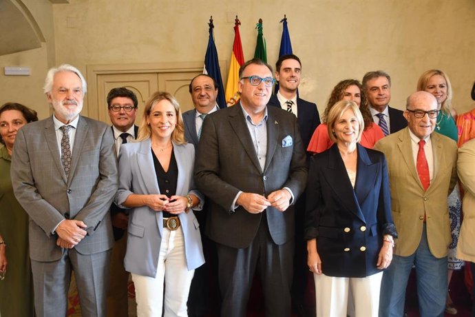 Almudena Martínez Confirma La Implicación De Diputación Para Que Jerez Se Consolide Como Capital Del Motor. La Presidenta Asiste A La Firma Del Convenio Que Ratifica Al Circuito Como Sede Del Gran Premio De España De Motociclismo 2024 Y 2025