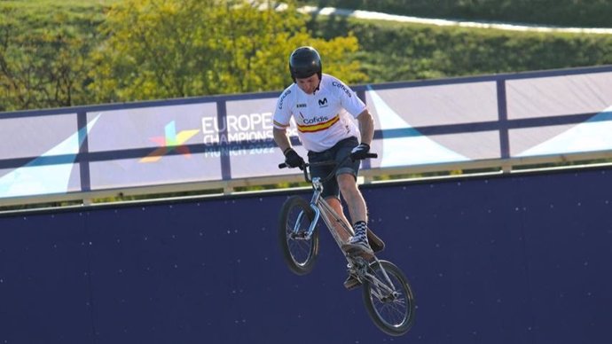 España convoca a 15 ciclistas para las competiciones de BMX del Mundial de Glasgow.