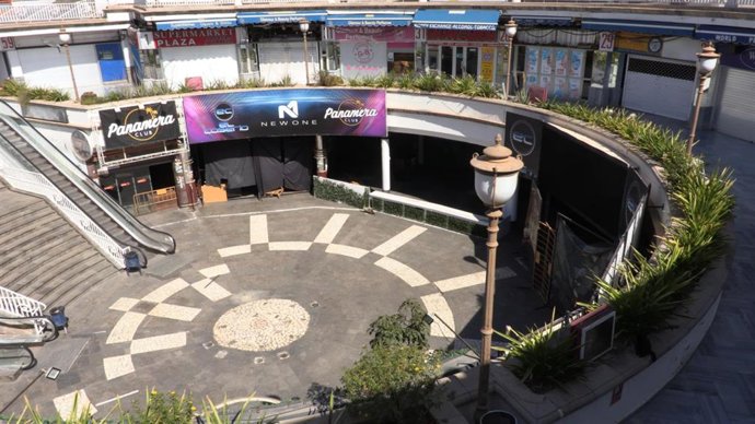 El Centro Comercial Plaza, ubicado en la zona de Playa del Inglés, en el turístico municipio de San Bartolomé de Tirajana, que llevaba precintado 3 años por el Ayuntamiento.