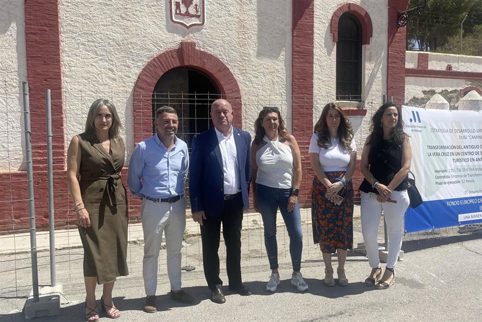 Obras para transformar un antiguo depósito de agua de Antequera en centro de emprendimiento.