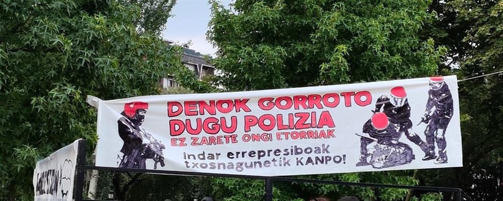 Cartel contra la Ertzaintza
