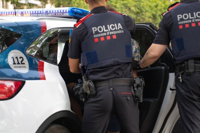 Libre con cargos el detenido en Manresa (Barcelona) acusado de secuestrar a sus hijos en Francia