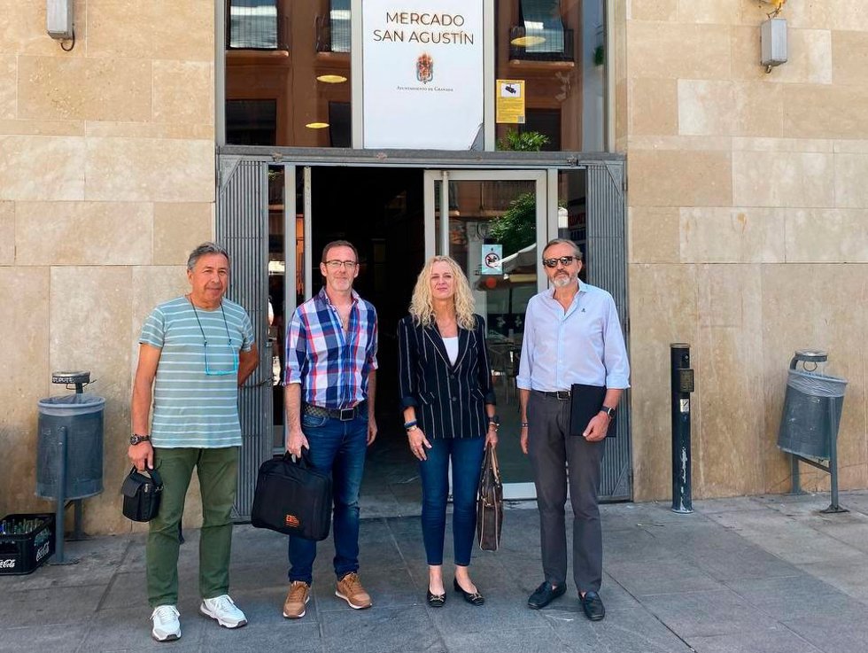 El Ayuntamiento de Granada realiza una puesta a punto de la climatización en mercados municipales.