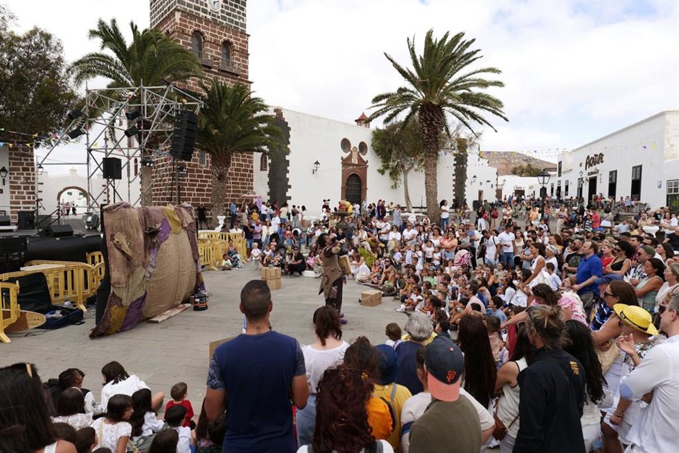 Imagen de uno de los actos culturales celebrados con motivo de la celebración de La Noche Blanca de Teguise