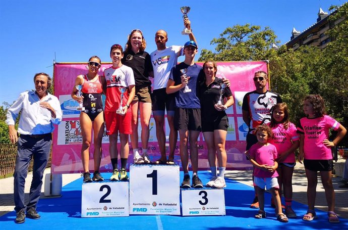 La australiana Jessica Ewart-McTigue y el mallorquín Miguel Ángel Fidalgo, Oro del triatlón Ciudad de Valladolid