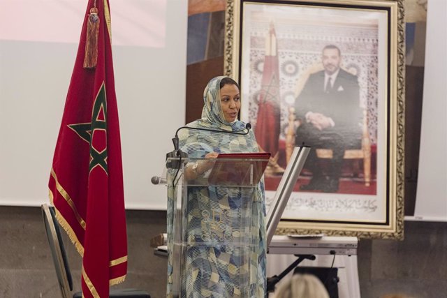 La cónsul de Marruecos en Canarias, Fatiha El Kamouri, durante la celebración del XXIV Aniversario de la Exaltación al Trono de Su Majestad el Rey Mohammed VI en Las Palmas de Gran Canaria