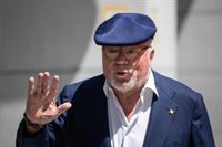 Villarejo no espera que le "traten especialmente bien en prisión" y asegura que se defenderá "hasta el final"