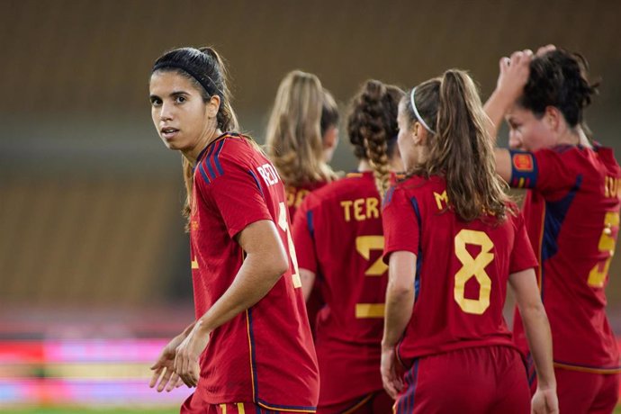 Archivo - Alba Redondo, durante un partido con la selección española.