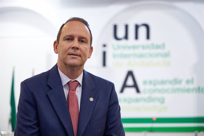 El rector de la Universidad Internacional de Andalucía (UNIA), José Igancio García