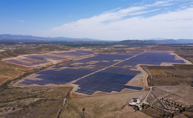 Archivo - Planta Solar Fotovoltica de Aquila Capital en Toledo.