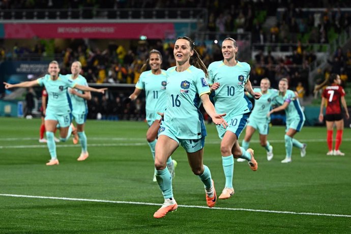 Hayley Raso of Australia celebrates her 2nd goal during the FIFA Women's World Cup 2023 soccer match between Canada and Australia at Melbourne Rectangular Stadium in Melbourne, Monday, July 31, 2023. (AAP Image/Joel Carrett) NO ARCHIVING, EDITORIAL USE ON