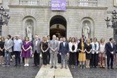 Foto: Aragonès y Collboni presiden un minuto de silencio en Sant Jaume por el nuevo feminicidio