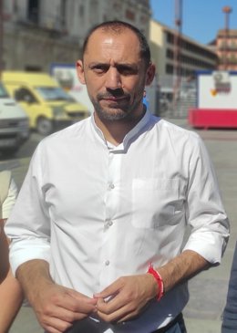 Archivo - El coordinador provincial de IU en Córdoba, Sebastián Pérez.