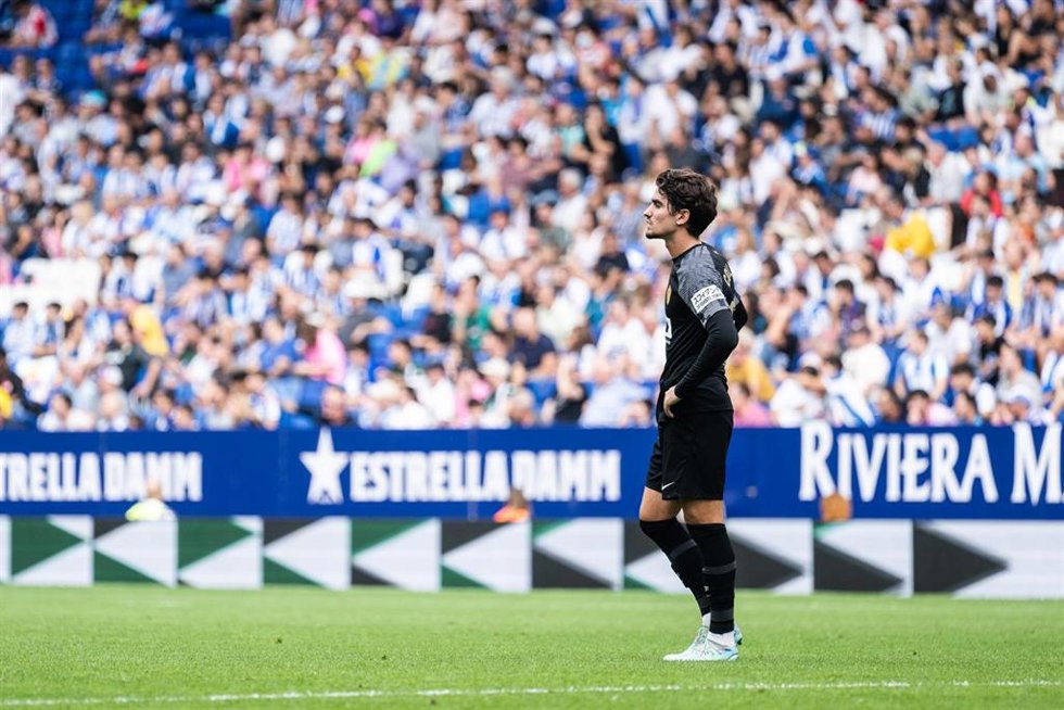 Archivo - El centrocampista español Alex Collado durante un partido con el Elche en la temporada 2022-2023