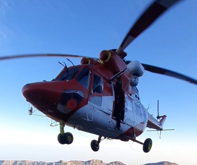 Archivo - Helicóptero del GES