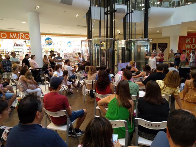 COMUNICADO: Vallsur organiza un dinámico mes de agosto con espectáculos en directo para toda la familia