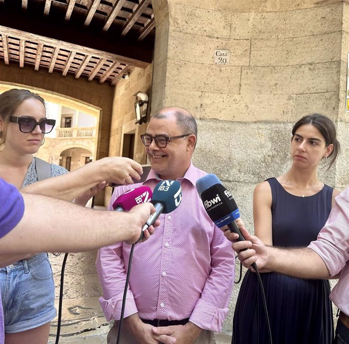 El senador electo del PSIB, Cosme Bonet, en declaraciones a los medios.