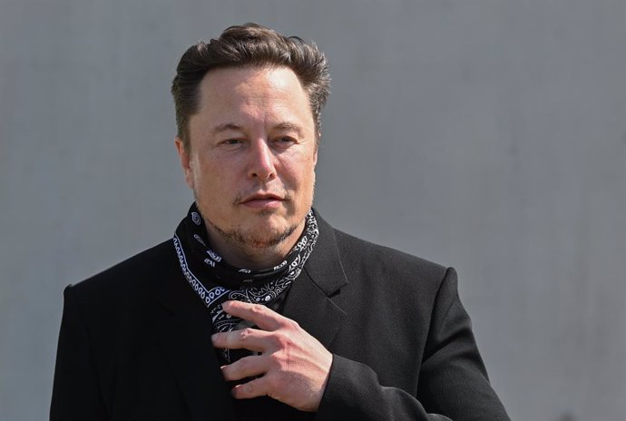 Archivo - FILED - 13 August 2021, Brandenburg, Gruenheide: Elon Musk, Tesla CEO, stands at a press event at the Tesla Gigafactory site. Photo: Patrick Pleul/dpa-Zentralbild/POOL/dpa