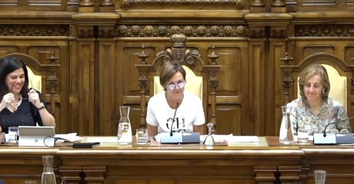 La alcaldesa gijonesa, Carmen Moriyón (Foro), en el Pleno Municipal de Gijón