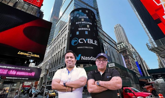 Beenu Arora (CEO and Co-Founder, Cyble) with Manish Chachada (COO & Co-Founder, Cyble)