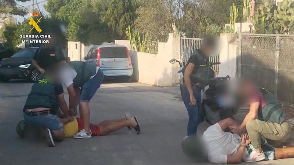 Detenidos en Calpe (Alicante) tres de los delincuentes más buscados en Hungría