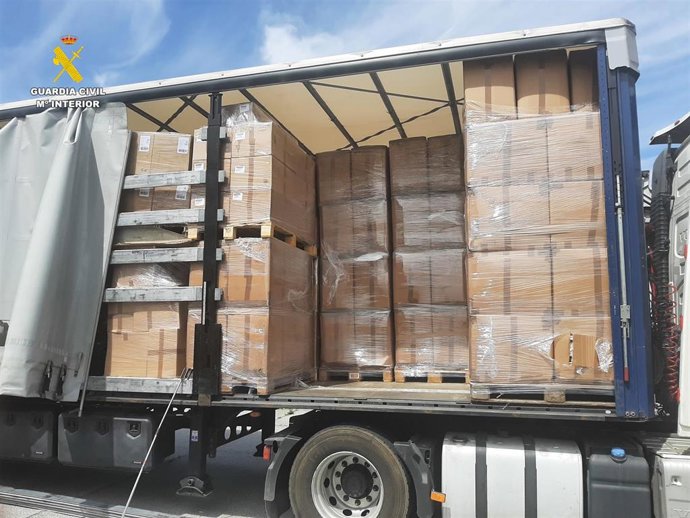 Prendas falsificadas.