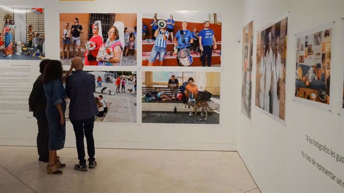 El Museo de Málaga inicia visitas comentadas a la exposición 'MálagaEXPRESS' de Martin Parr