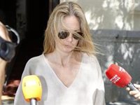 Genoveva Casanova reaparece visiblemente recuperada tras sufrir una embolia pulmonar