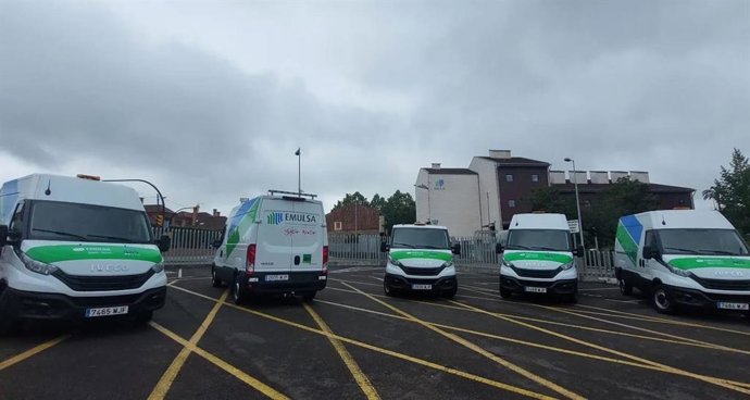 Presentación de cinco nuevos vehículos de Emulsa (Gijón)