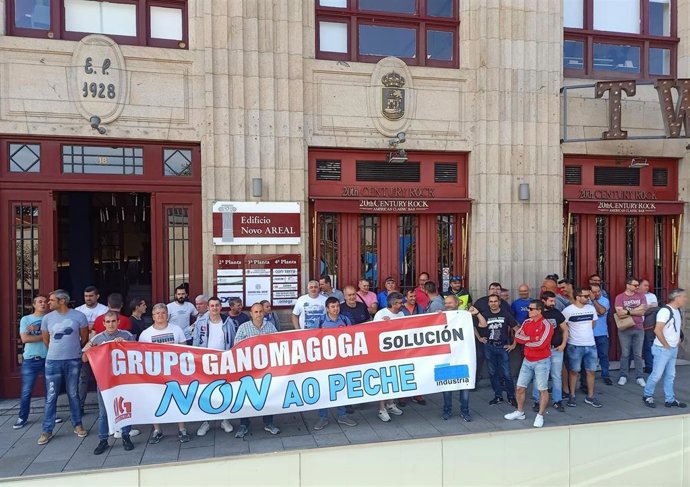Archivo - Protesta de trabajadores de Ganomagoga en Vigo.
