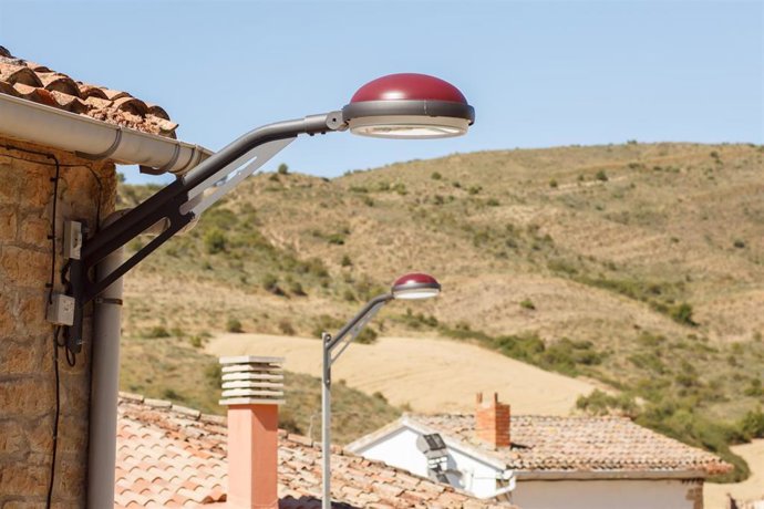 Archivo - Imagen de una de las actuaciones realizada bajo el fondo para hacer frente al sobrecoste energético