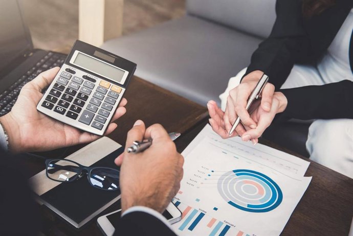 Finanfox es premiada como la Mejor Empresa de Planificación Financiera de España - Alex Caballero
