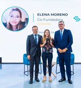 Jaume Masana, director de Negocio de CaixaBank; Elena Moreno Senosiain, fundadora de Saygom, y Toni Rodríguez, director Segmento Negocios de CaixaBank