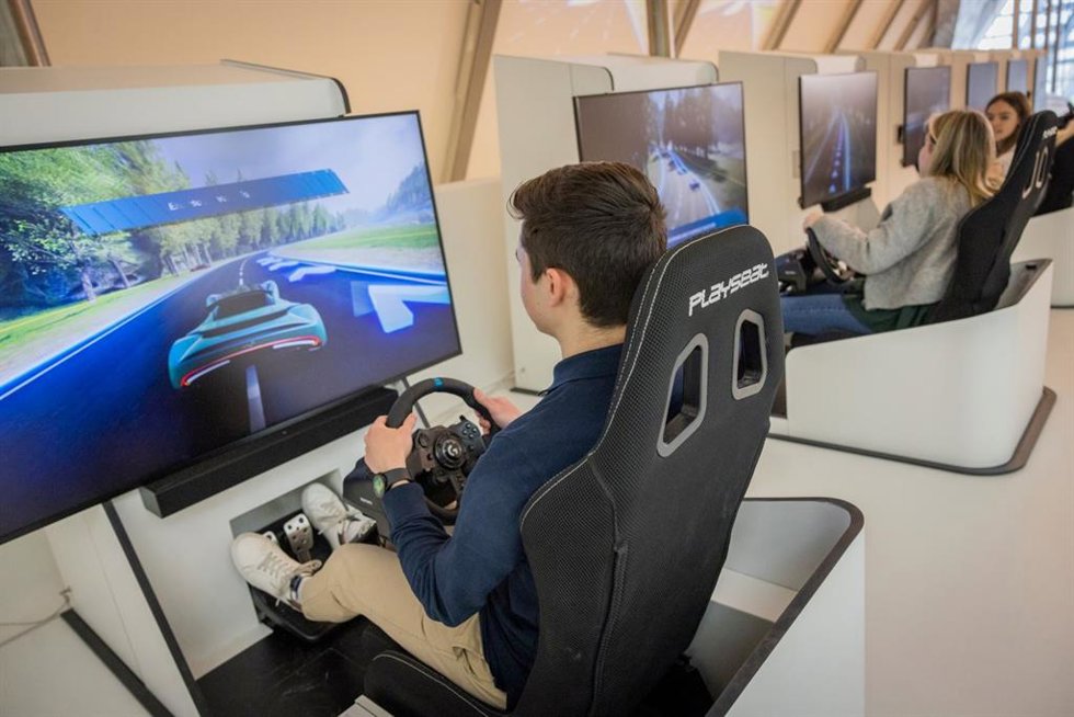 Espacio de experiencias en Mobility City.