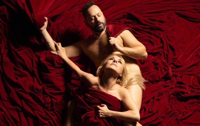 Cayetana Guillén Cuervo y Chevi Muraday en Pandataria