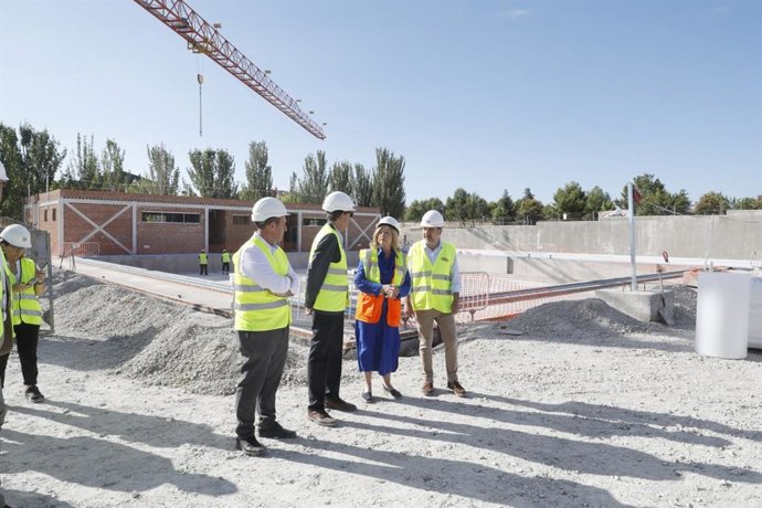 La construcción de las primeras piscinas municipales de verano del distrito de Barajas concluirá en el último trimestre de 2023