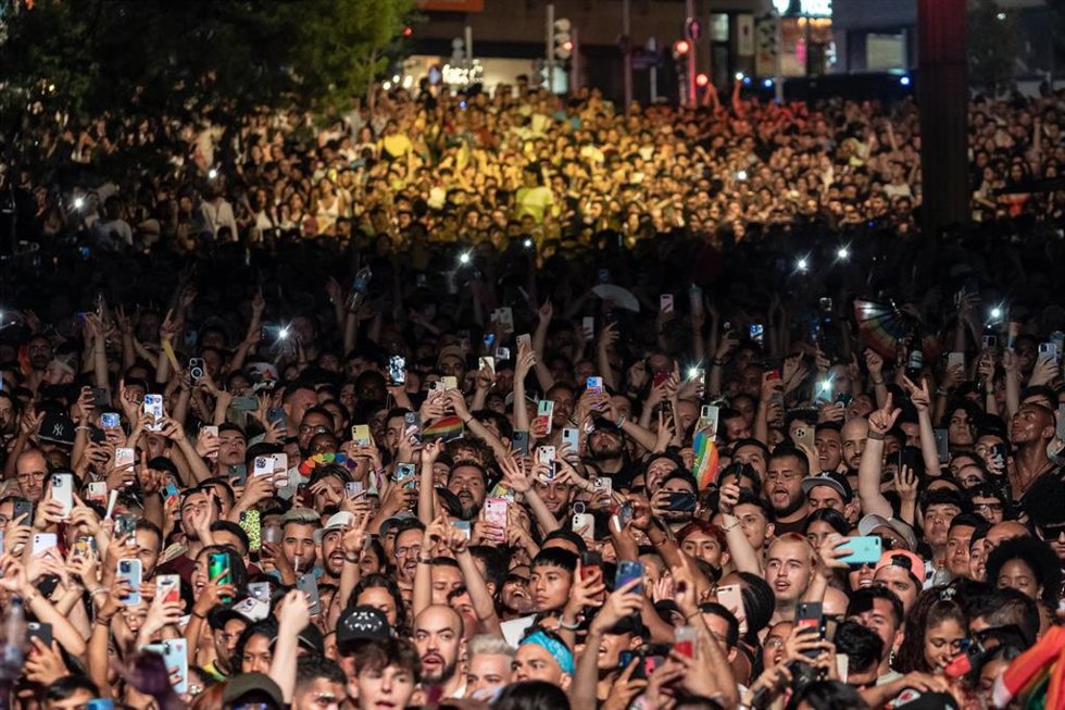 Archivo - La cantante Tokischa durante una actuación por el MADO Madrid Orgullo 2023 en Plaza España