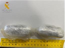 Bolas de hachís incautadas.