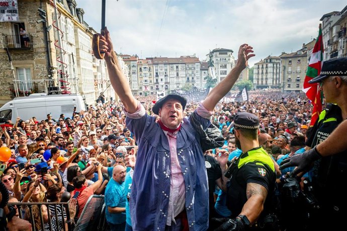 Archivo - Celedón arrancará este viernes las fiestas de Vitoria-Gasteiz