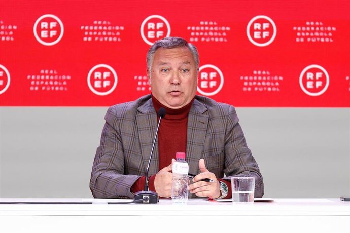 Archivo - Luis Medina Cantalejo, presidente del CTA, durante una rueda de prensa