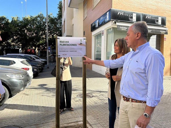El alcalde de Sevilla, José Luis Sanz, anuncia la plantación de cerca de 1.200 árboles.