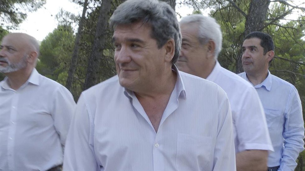 Escrivá anuncia un centro para migrantes en la antigua base militar de Aitana