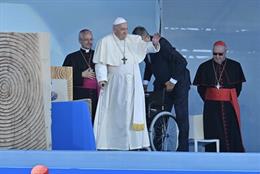 El Papa en la ceremonia de acogida en la JMJ de Lisboa.